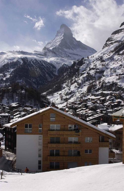 Haus Alpine Apartment Zermatt Luaran gambar